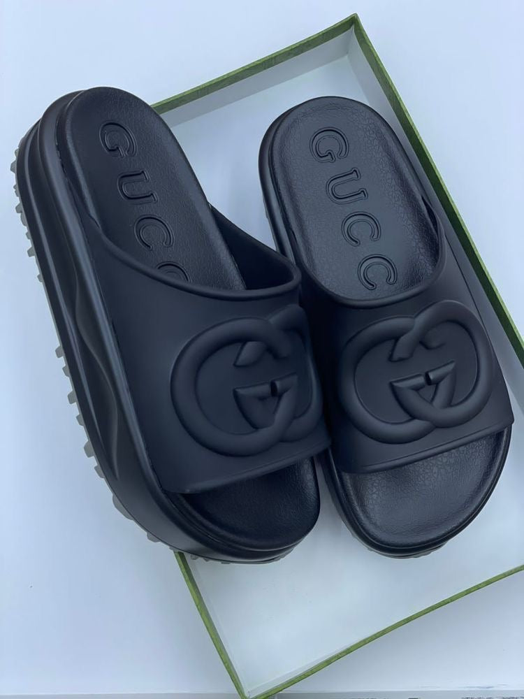 Gucci Interlocking