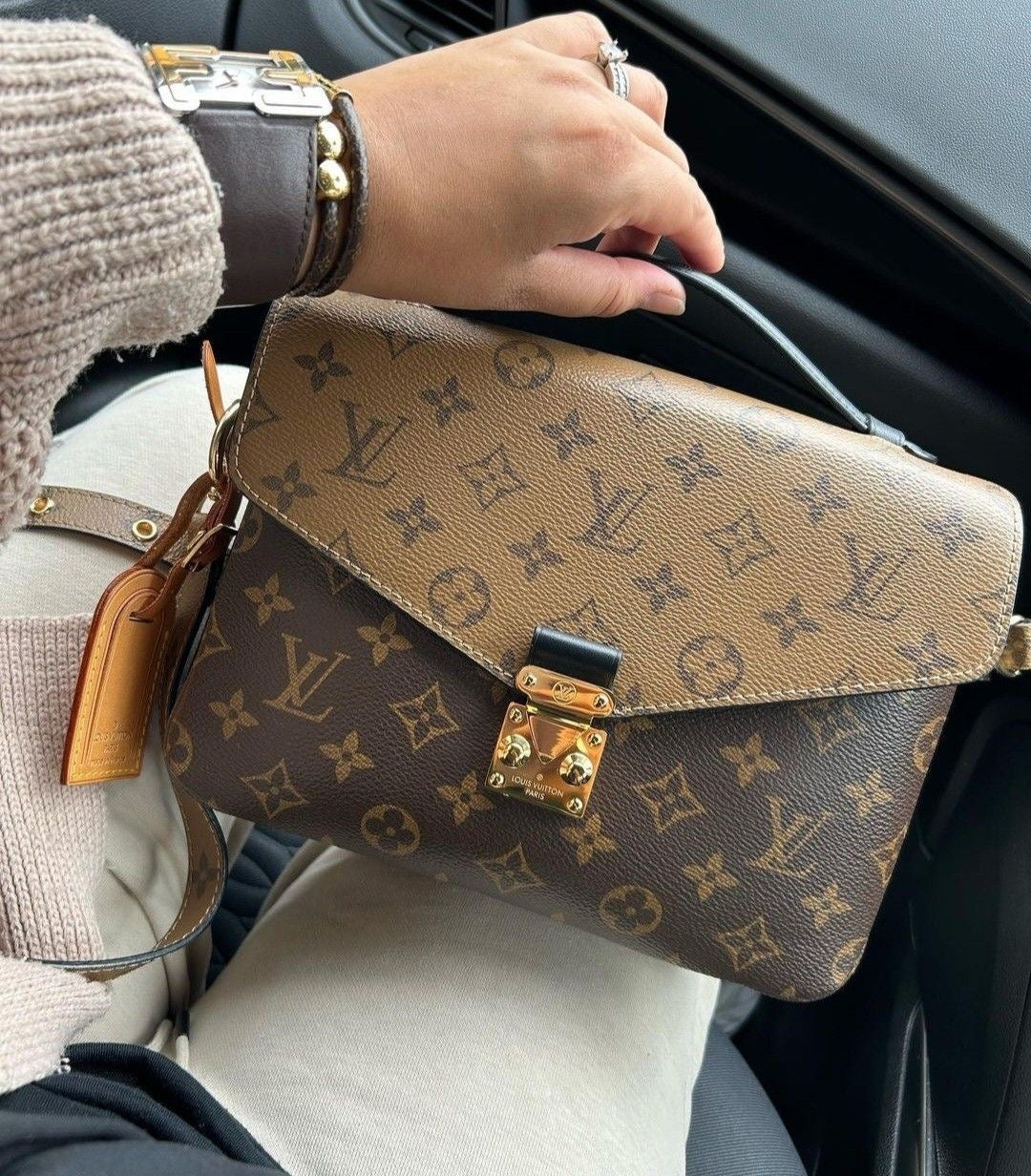 LV Pochette Métis
