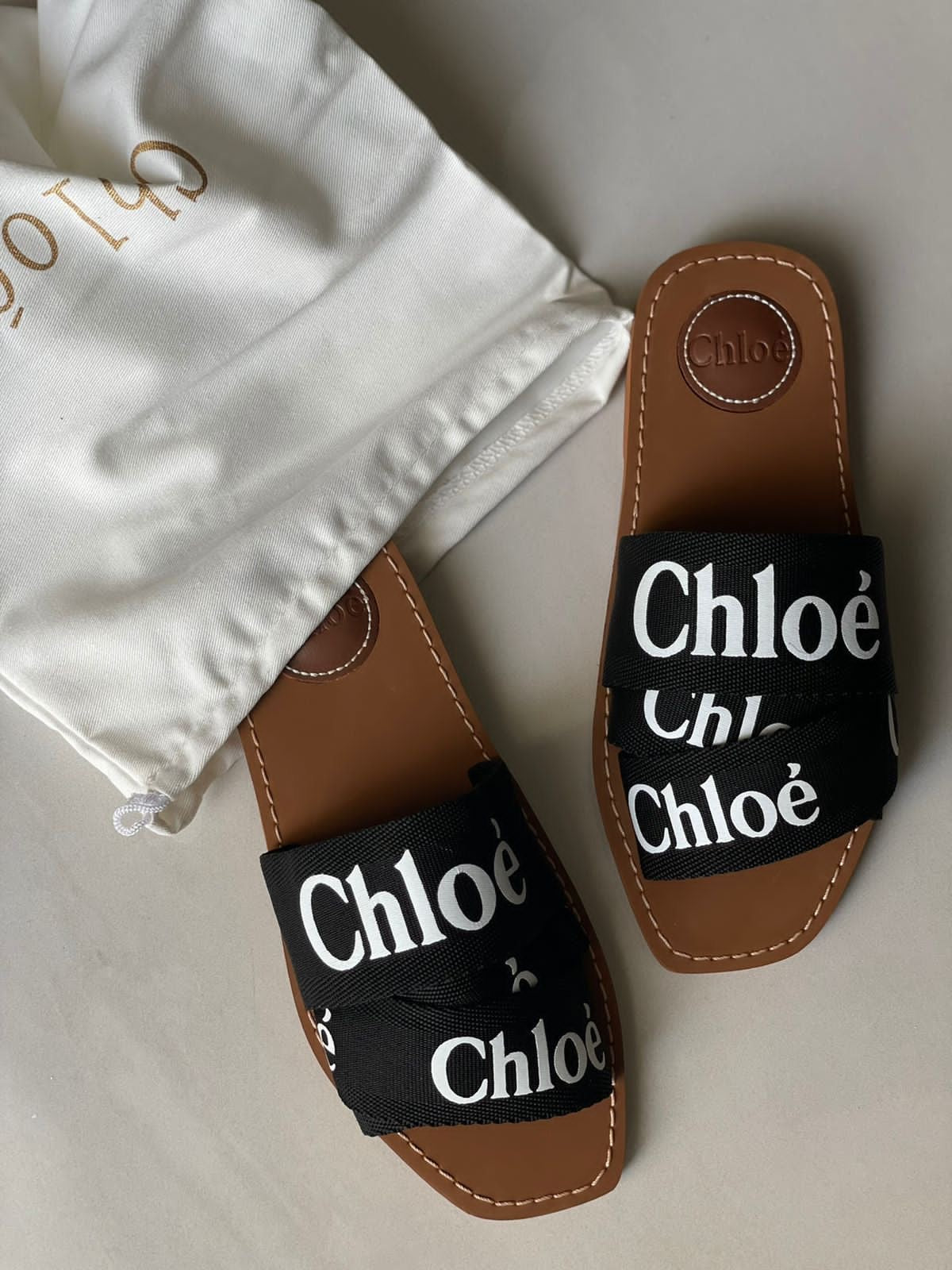 Chloé Woody