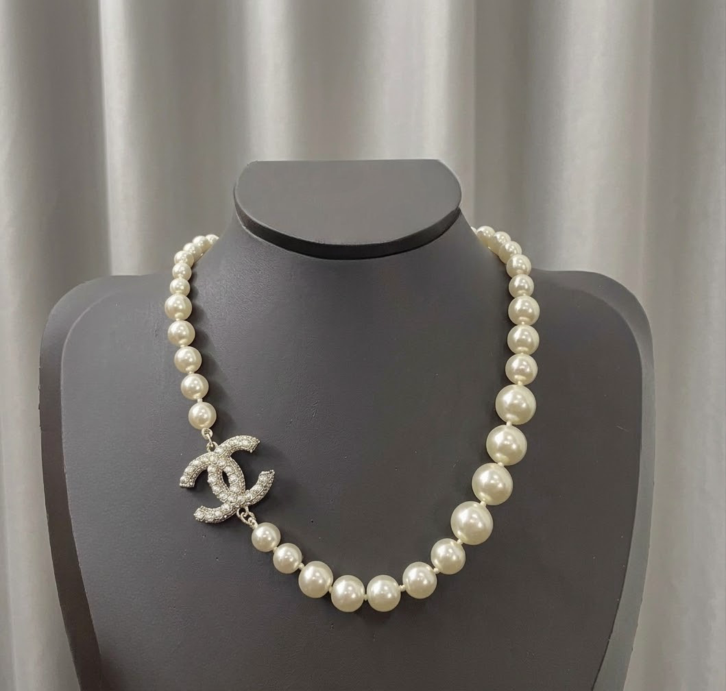 CH Choker