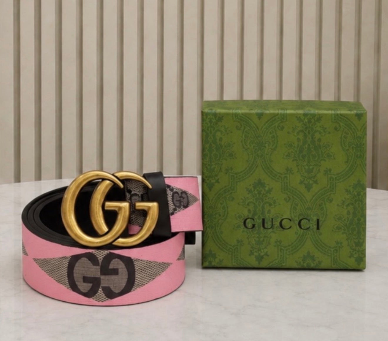Gucci Caledonian Print GG