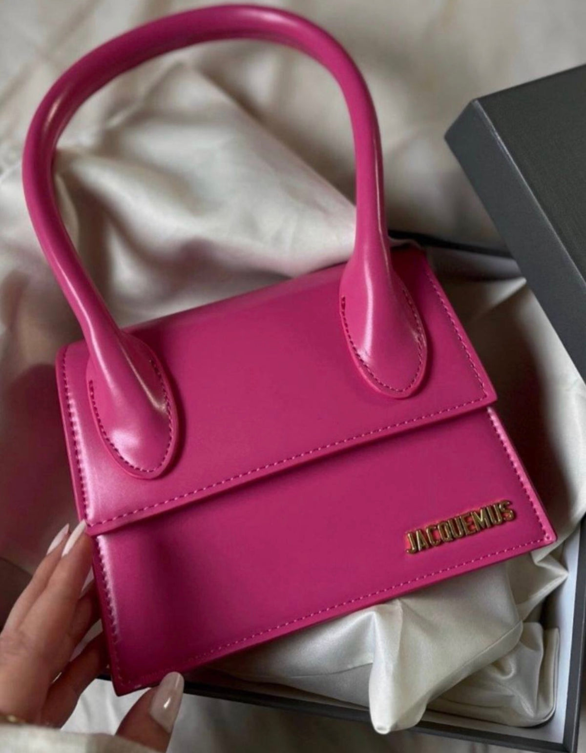 Jacquemus Le Chiquito