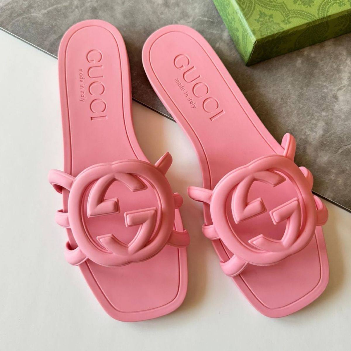 Gucci Interlocking G