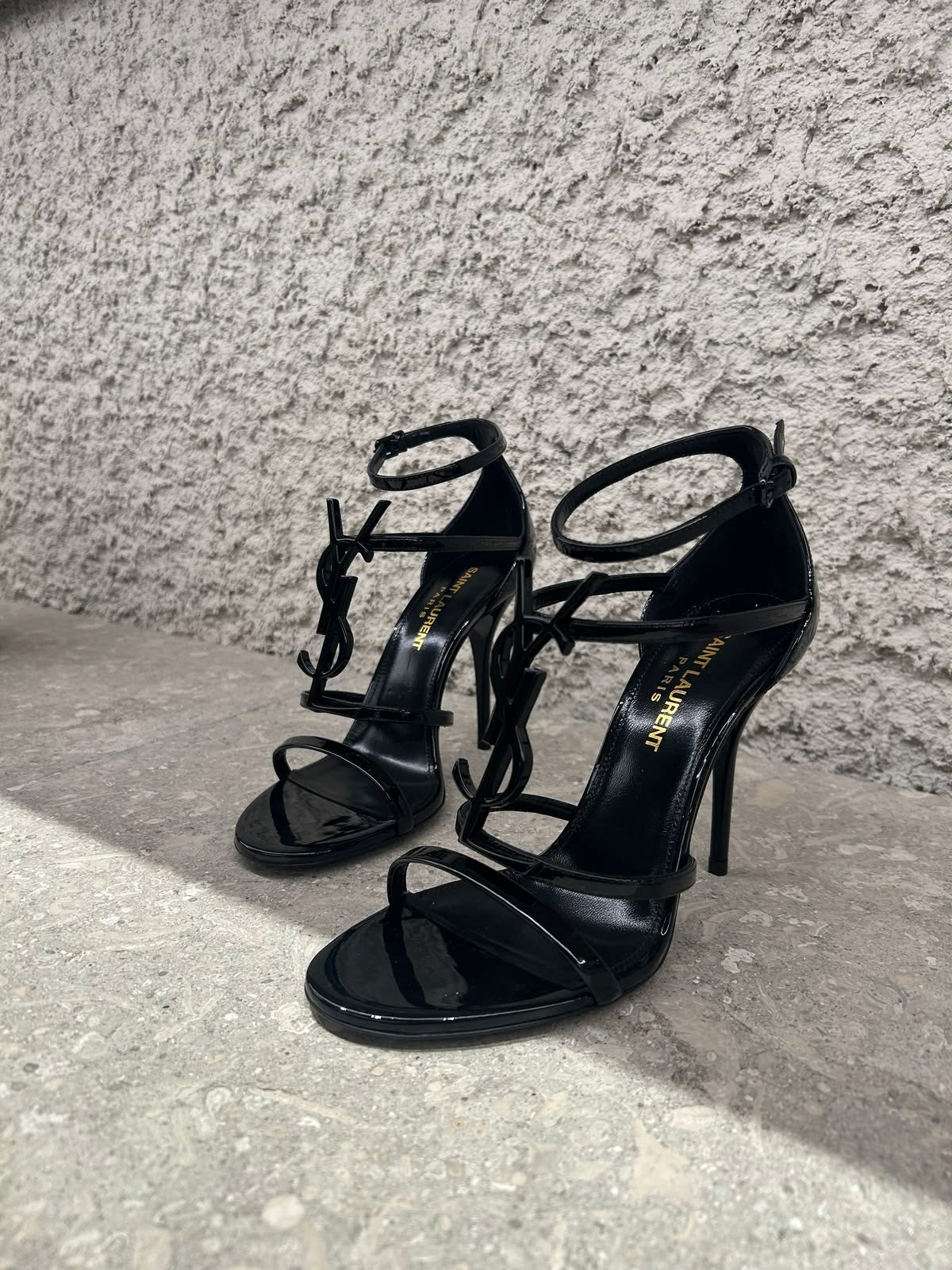 St. Laurent Cassandra