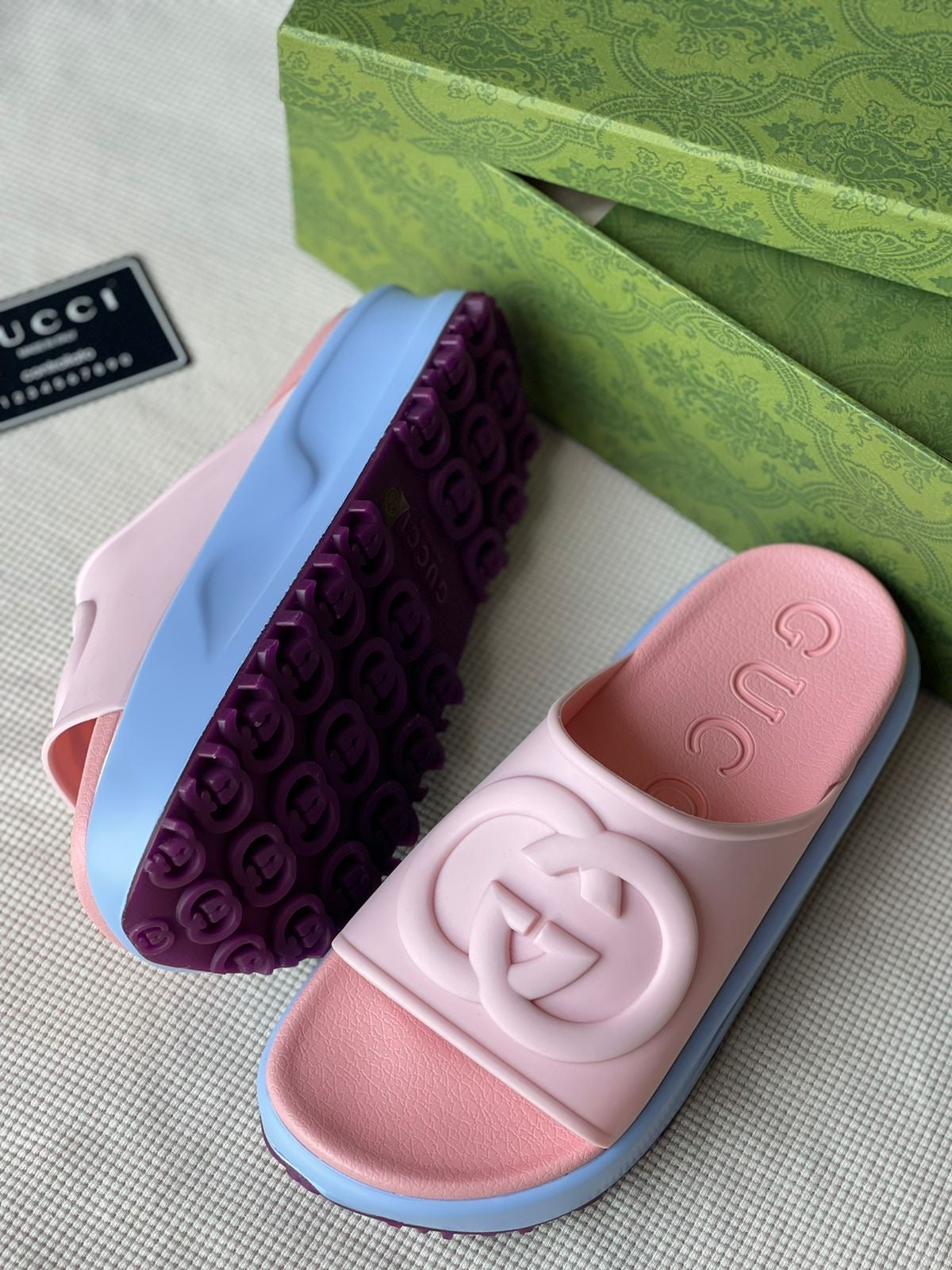 Gucci Interlocking
