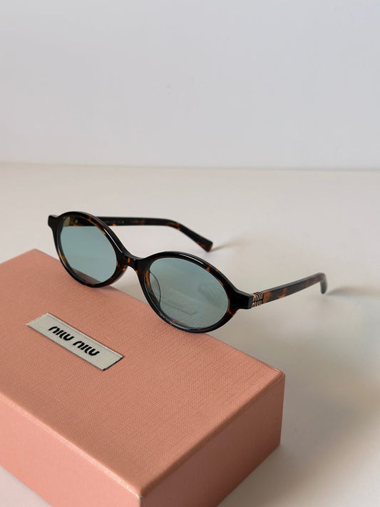 Miu Miu Regard