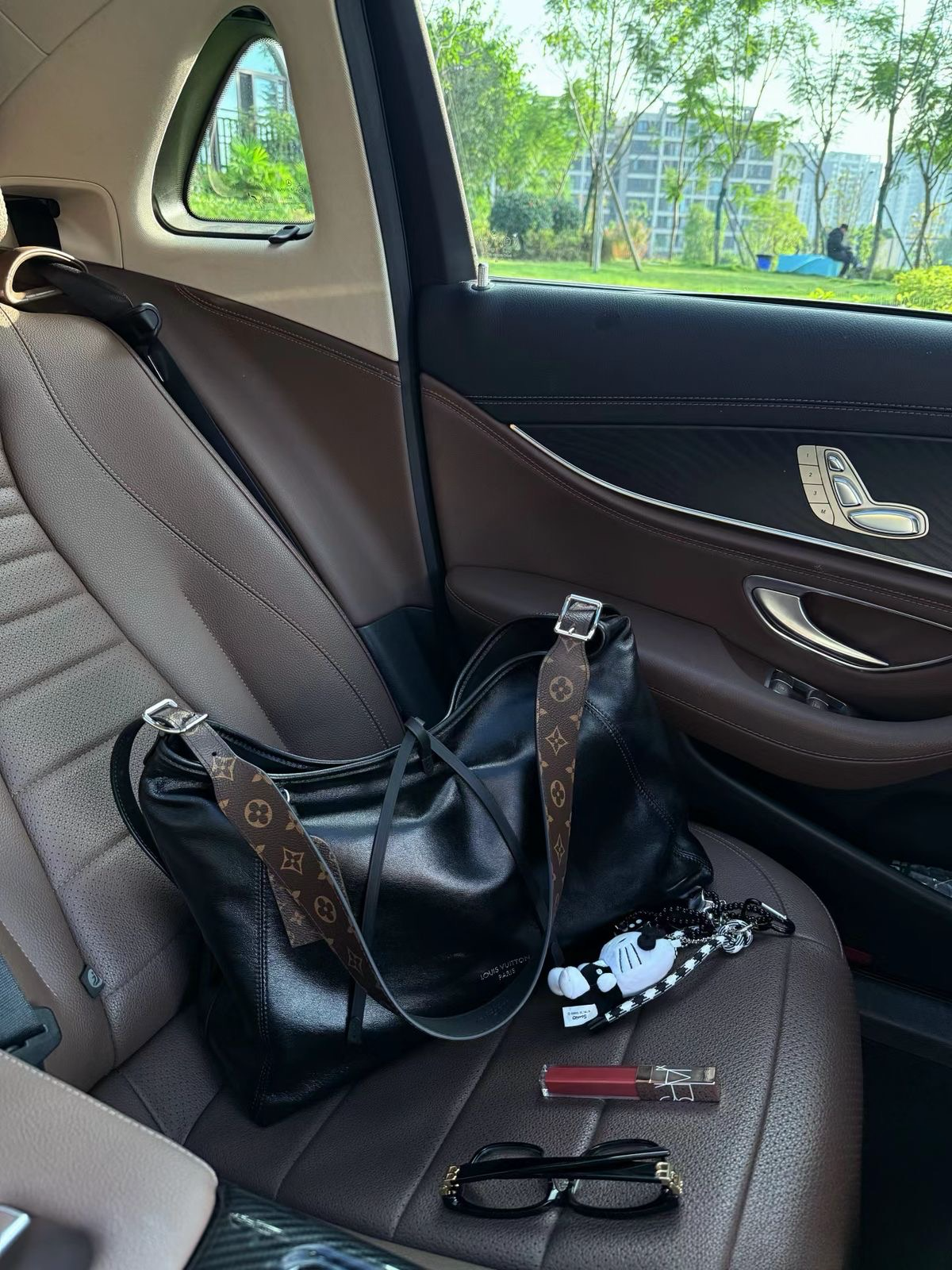 LV CarryAll